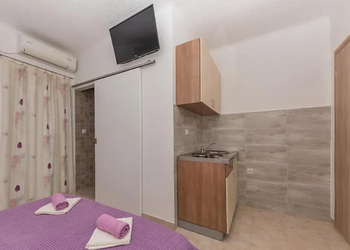 Sol * 马卡尔斯卡