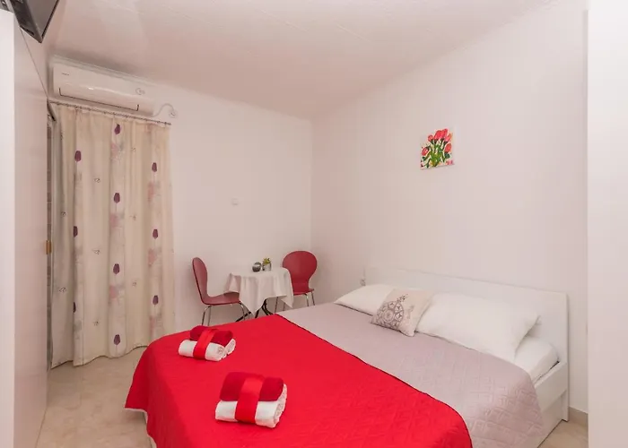 Sol * 马卡尔斯卡